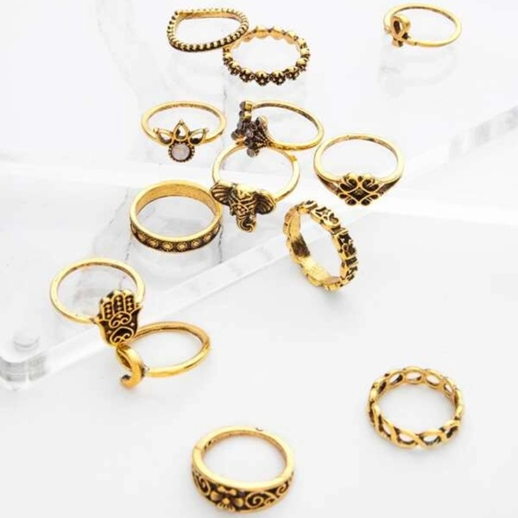 13 pieces Gold Crown & Flower Design Rings - Picture 7 of 8